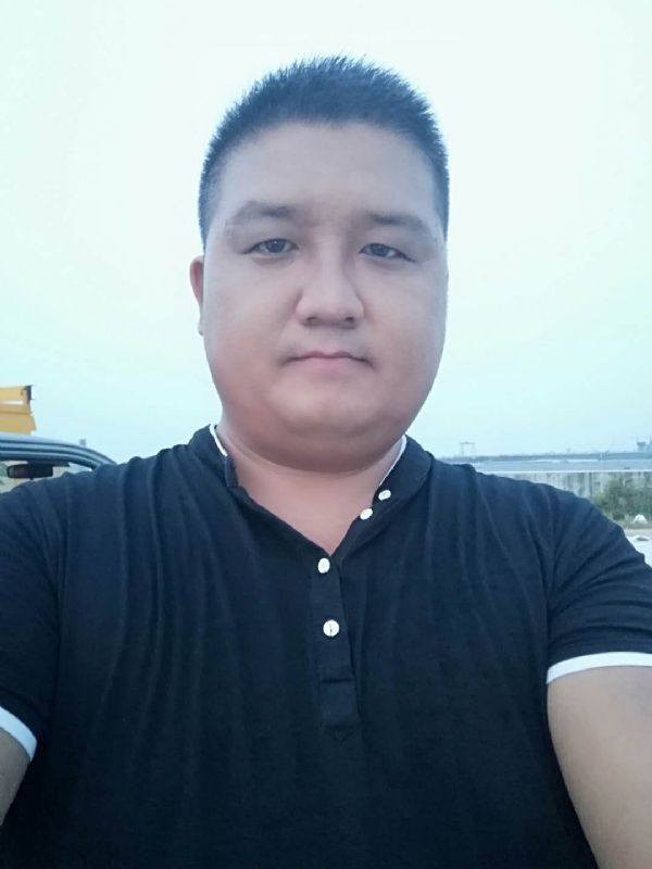 浮华的第一张照片--平潭婚介网