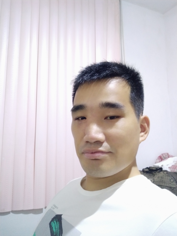 大男孩的第一张照片--平潭婚介网