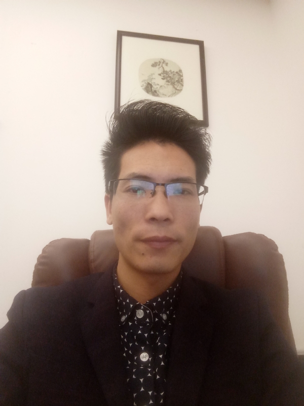 爱也要以诚相待的第一张照片--平潭婚介网