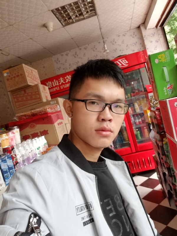 柒年的第一张照片--平潭婚介网