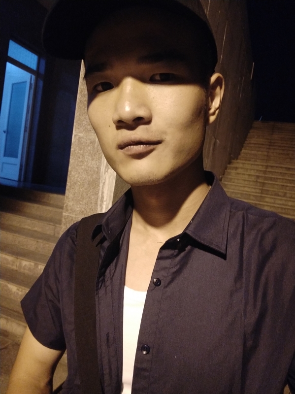 各取所需的第一张照片--平潭婚介网