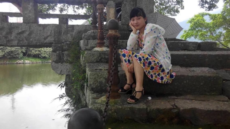 女子悠然的第一张照片--平潭婚介网