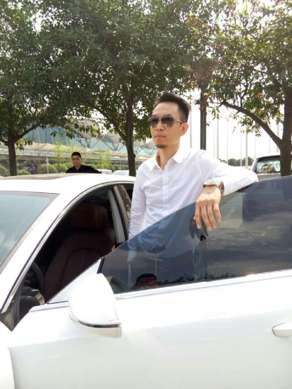 杨岳的第一张照片--平潭婚介网