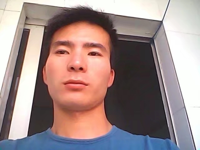 冰冻水果郎的第一张照片--平潭婚介网