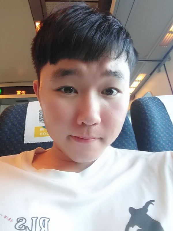 爱玉的第一张照片--平潭婚介网