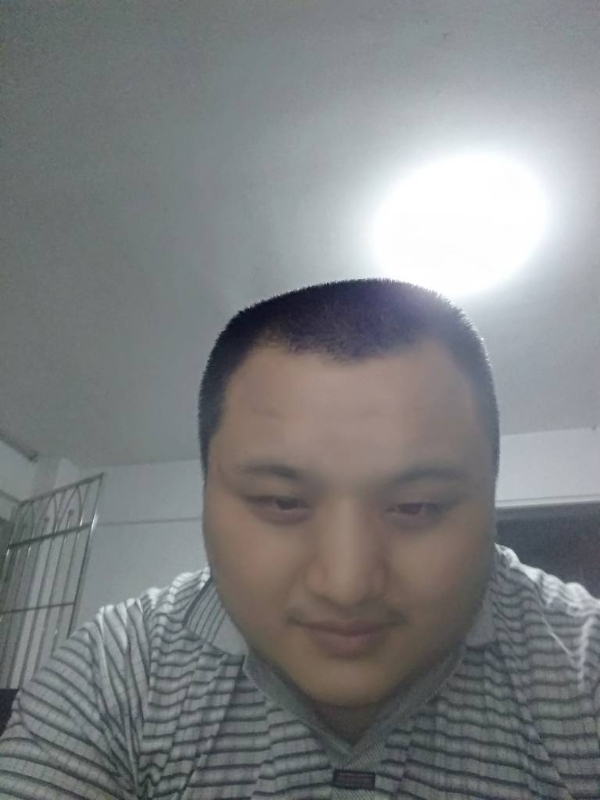 我在机场等艘船的第一张照片--平潭婚介网