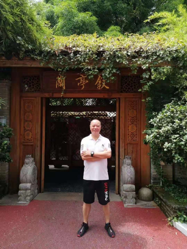 李国伟的第四张照片--平潭婚介网