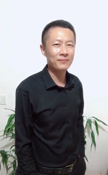 地huhi的第一张照片--平潭婚介网