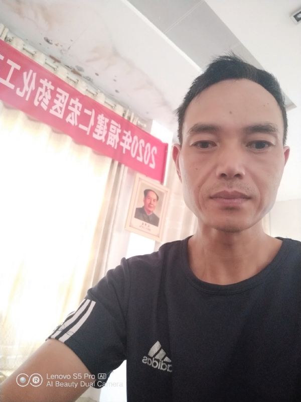 向往彩虹的第三张照片--平潭婚介网