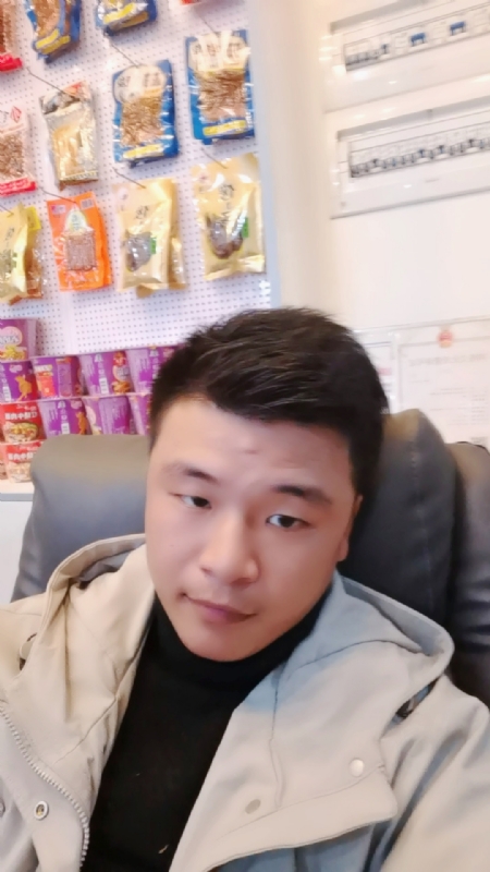 小宇的第一张照片--平潭婚介网