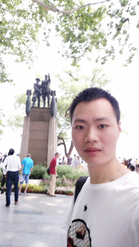 志东的第三张照片--平潭婚介网