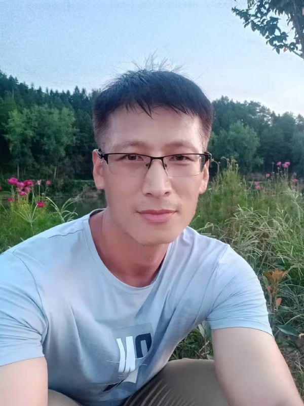 零零柒的第一张照片--平潭婚介网