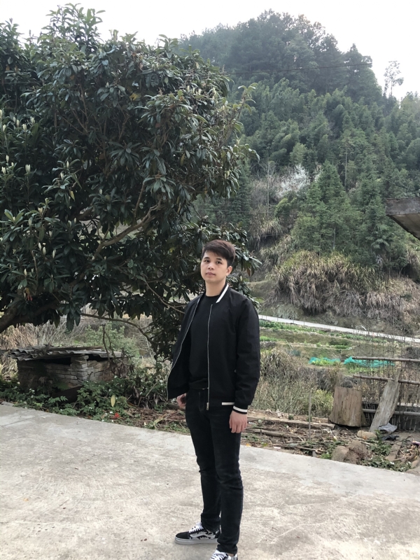 随遇而安的第一张照片--平潭婚介网