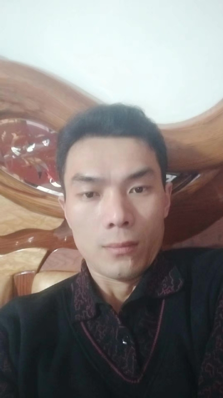 错把真心喂了狗的第四张照片--平潭婚介网