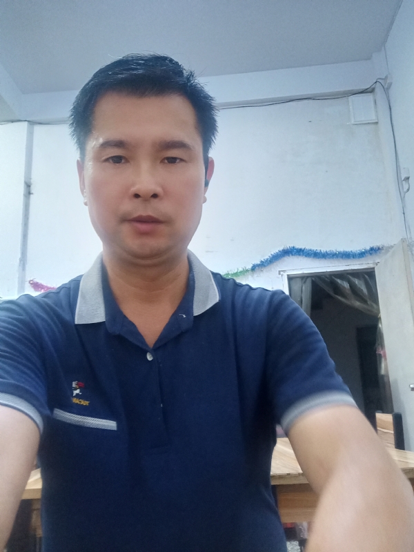 我是自强不息的第一张照片--平潭婚介网