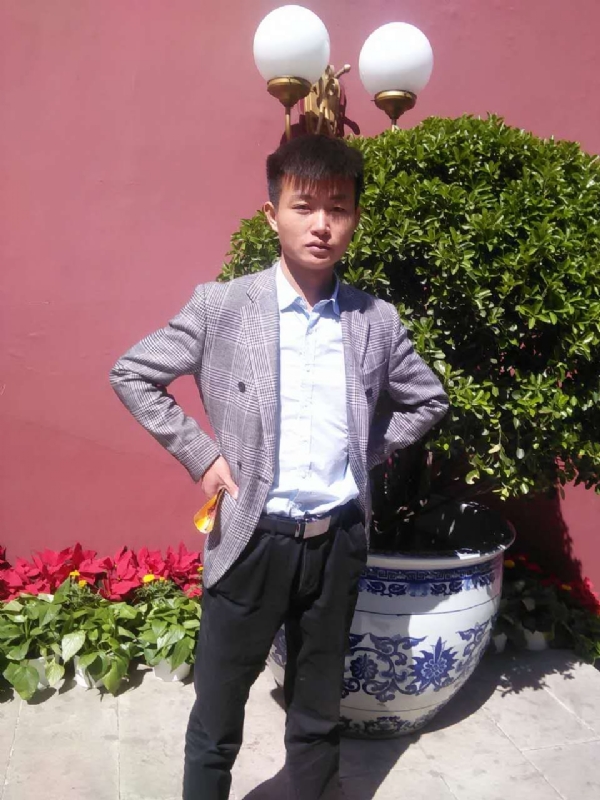 黎明之光的第一张照片--平潭婚介网