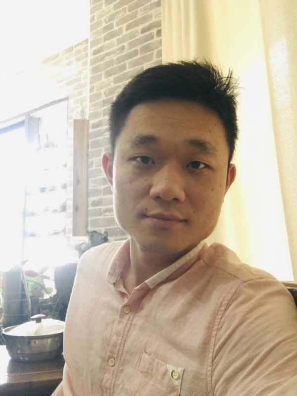 落落大方的第二张照片--平潭婚介网