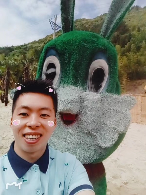 爱就要向前冲的第一张照片--平潭婚介网