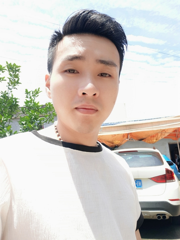 人间烟火的第一张照片--平潭婚介网