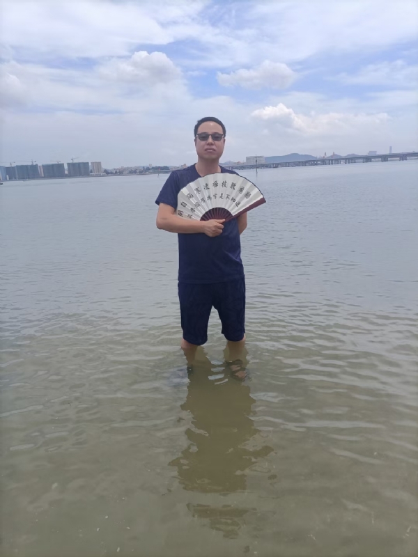 浪迹天涯的第一张照片--平潭婚介网