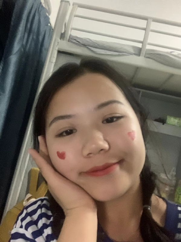 轻轻的一片云的第一张照片--平潭婚介网