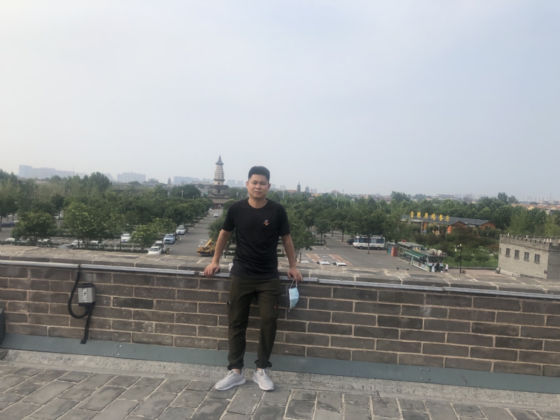 123.向左向右的第一张照片--平潭婚介网