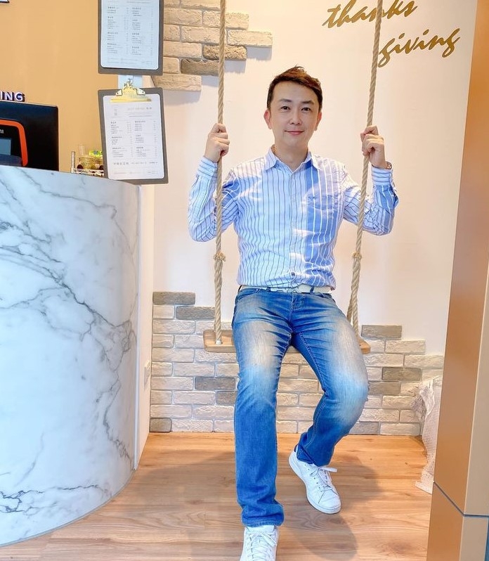 陈道明的第四张照片--平潭婚介网