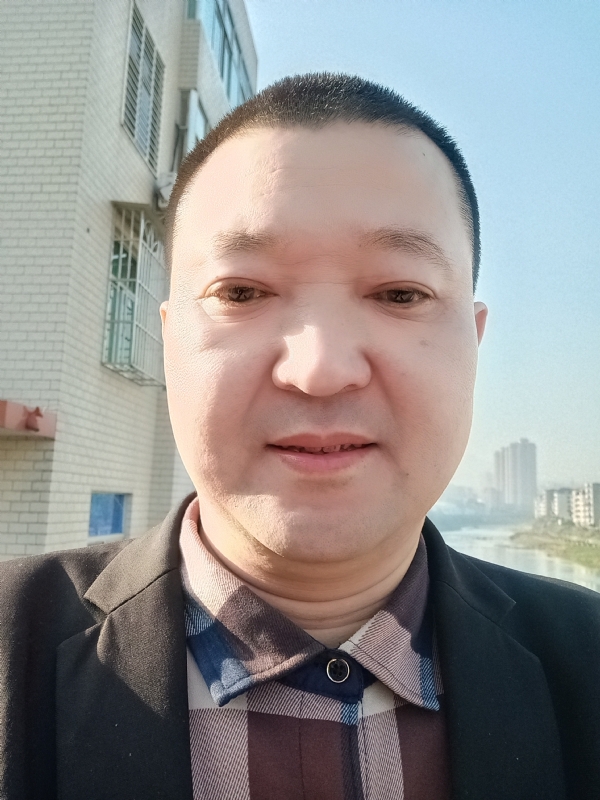 曾经受伤的心灵的第二张照片--平潭婚介网