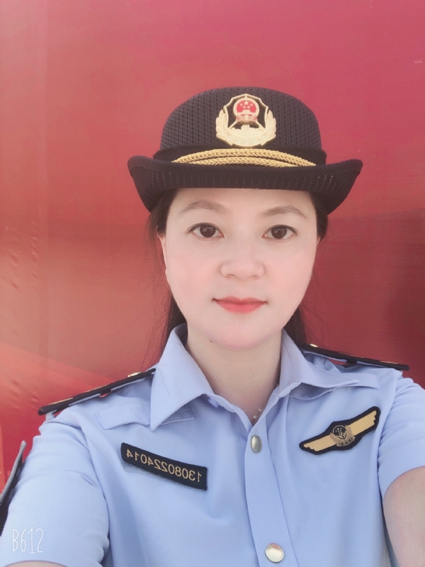 明明的第一张照片--平潭婚介网