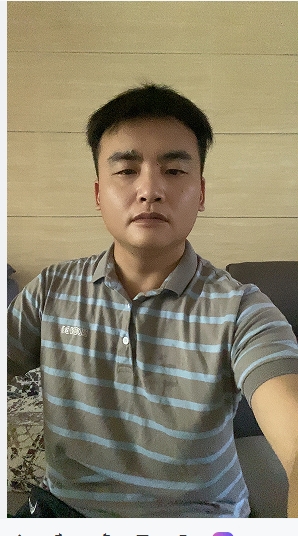 走在红毯那一天的第二张照片--平潭婚介网