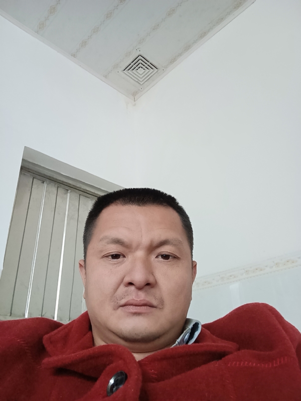 兰成龙的第一张照片--平潭婚介网
