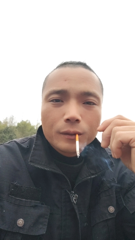 伯爵的第一张照片--平潭婚介网