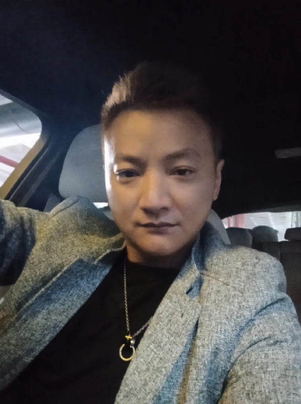 夜、有雨敲窗的第三张照片--平潭婚介网