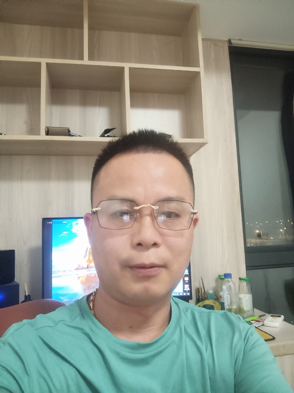 逍遥霸道的第一张照片--平潭婚介网