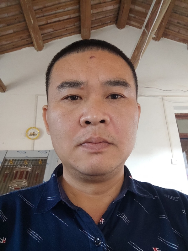 破碎的第一张照片--平潭婚介网